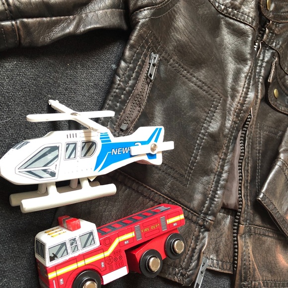 Kids Leather Jacket  🚫 SOLD - Picture 4 of 6